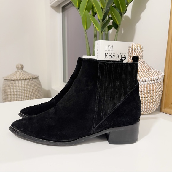 Marc Fisher Shoes - MARC FISHER black suede western short booties fall winter 7
